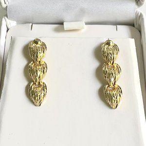 14 kt. solid yellow gold diamond cut earrings